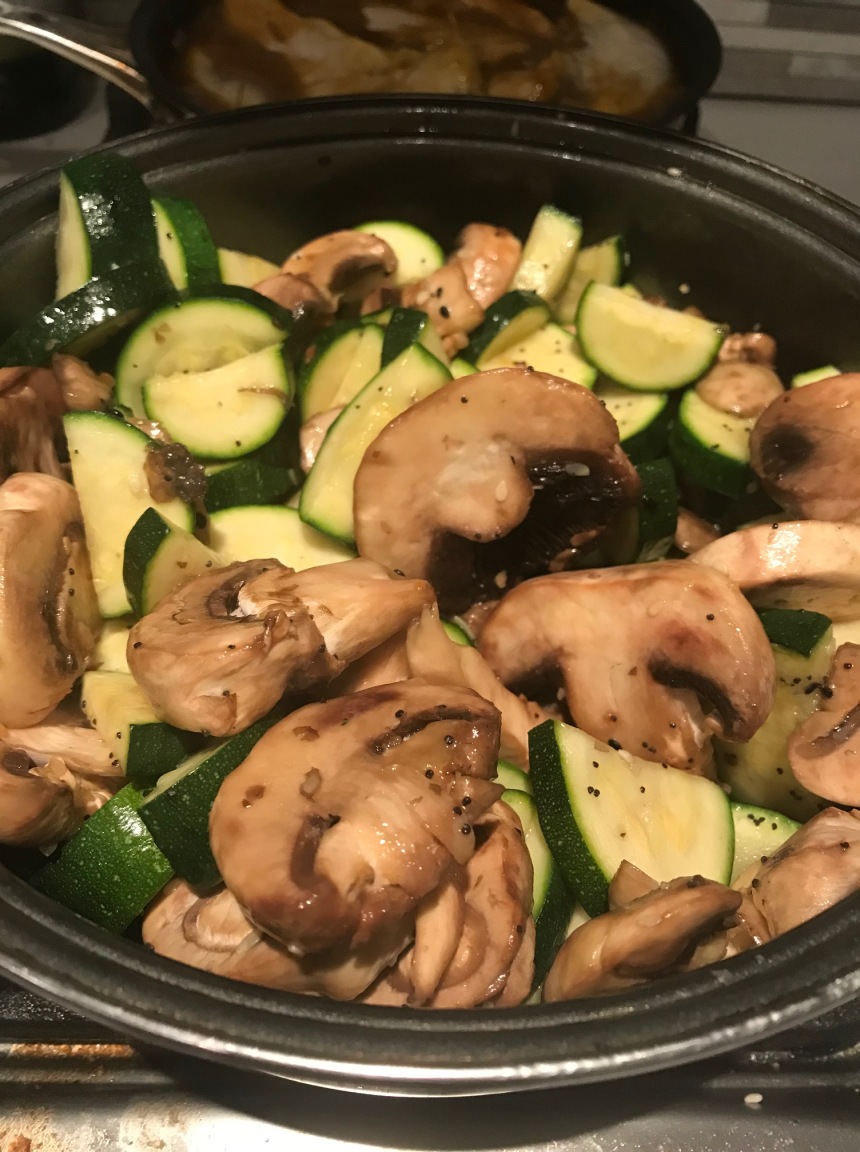 BBQ Chicken + Zucchini and Mushrooms1